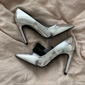 Zara Silver Metallic Mirror Pointy Toe Pumps